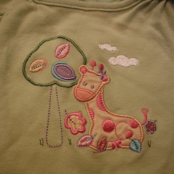 Garanimals 6/9M onsie giraffe - Picture 1 of 4